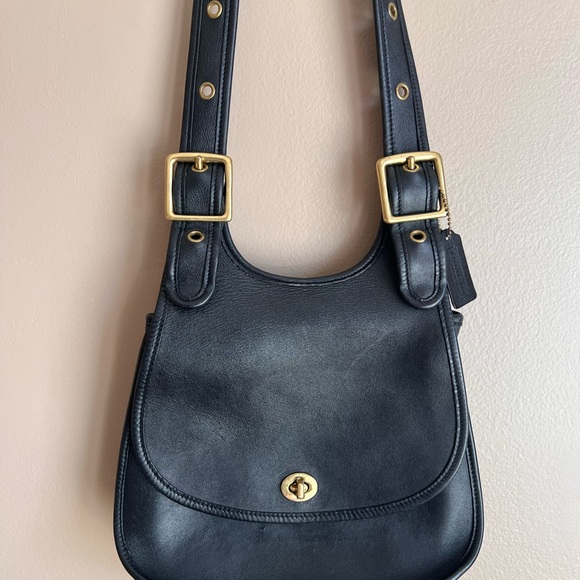 Vintage 1996 Coach Crescent Berkeley Saddlebag with Brass Hardware - Picture 9 of 16